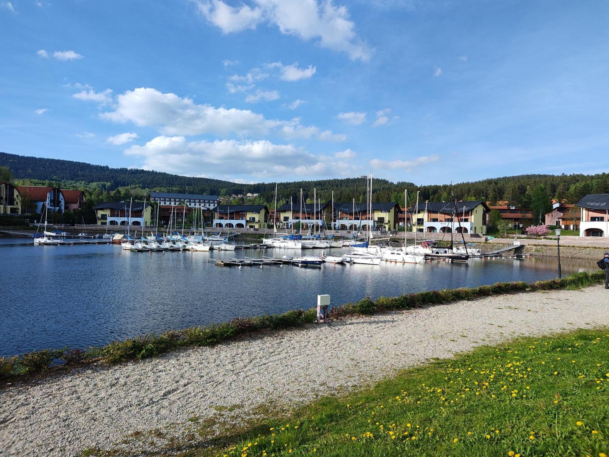 Апартаменты Lipno Pearl 4 Липно-над-Влтавой Экстерьер фото